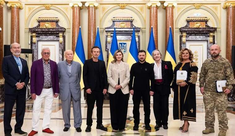 Зеленський вручив відзнаки "Національна легенда України" з нагоди Дня Незалежності