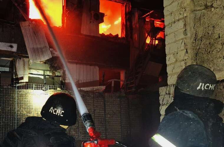 Зеленський про нічну атаку Росії по цивільних об’єктах: "Били по підприємствах цивільної інфраструктури"