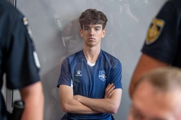 Убийство Фарион: Зинченко признался в преступлении во время разговора с сокамерником