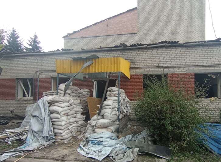 У Добропіллі внаслідок обстрілу пошкоджена інфраструктура пожежної частини