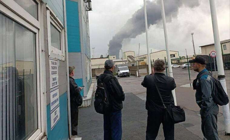 Дрони атакували порт Усть-Луга в Ленінградській області