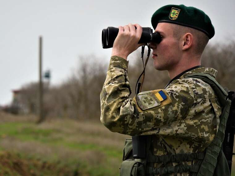ДПСУ: Понад 13 тисяч чоловіків затримали на кордоні при спробі втечі з України