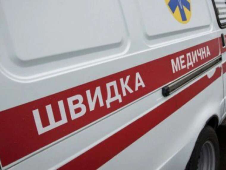 В Херсонской области беспилотник попал в машину медиков