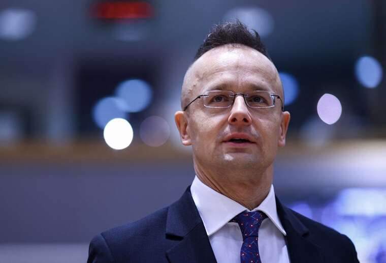 Hungary threatens to suspend electricity supplies to Ukraine due to pipeline shelling