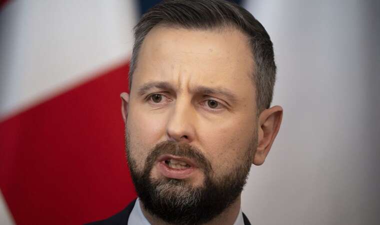 Польща блокуватиме вступ України в ЄС через Волинську трагедію, — міністр оборони