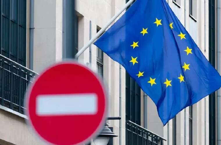 ЄС планує вперше ввести вторинні санкції проти союзників Росії - Bloomberg