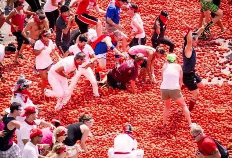 В Испании прошла 78-я «Томатина» с участием 22 тысяч человек