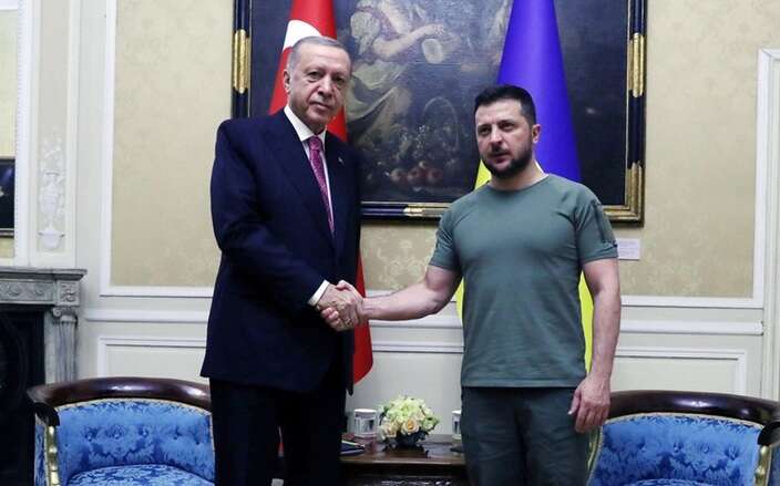 Эрдоган готов способствовать "миру": лидер Турции провел переговоры с Зеленским