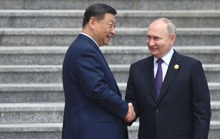 Перед початком саміту ШОС Путін і Сі Цзіньпін провели двосторонню зустріч