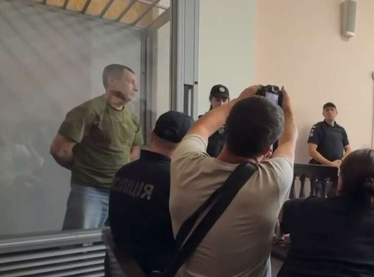 Суд по делу убийства Парубия перешел в совещательную комнату