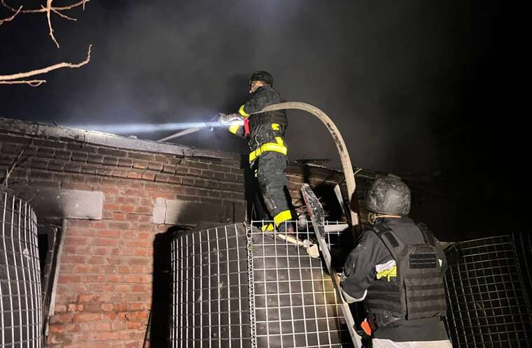 Ворог атакував дронами Знам’янку: під ударом об’єкти "УЗ", 5 осіб травмовані, пошкоджено будинки