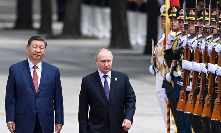 Путин приехал на военный парад в Пекине