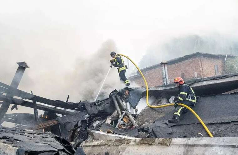 As a result of a Russian strike on a garage cooperative, a resident of Khmelnytskyi was killed