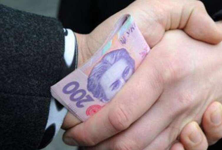 Мобілізовані корупціонери повертаються до суду: Як Феміда «викурює» обвинувачених з ЗСУ