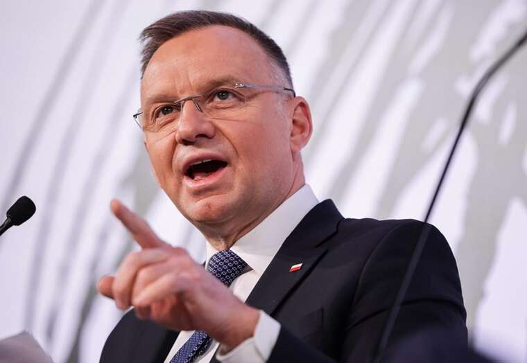 Життя після президентства: Дуда продовжує активність у публічному просторі через YouTube