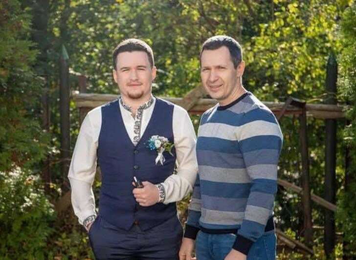 Photos have appeared online that confirm communication between Mykhailo Stselnykov and his son