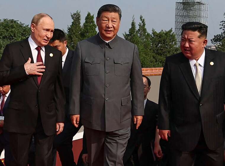 Китай продемонстрував силу армії та нові геополітичні пріоритети на параді в Пекіні