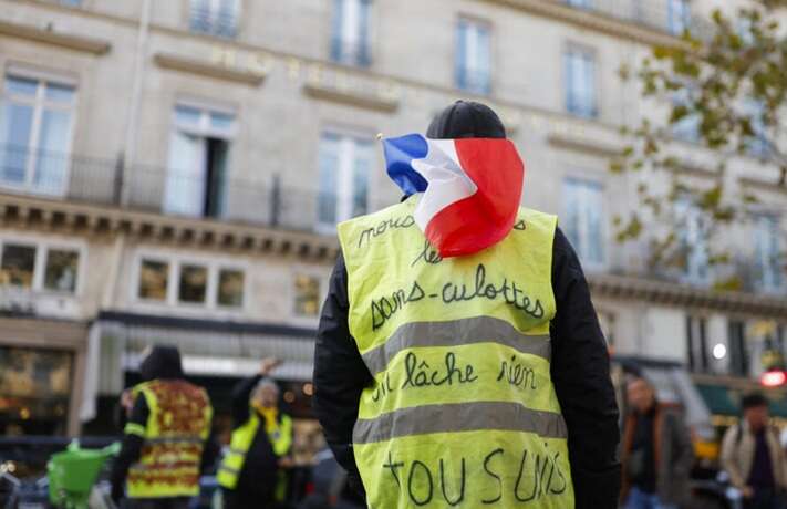 «Заблокуємо все»: Рух проти економії та еліт готує масштабний страйк у Франції