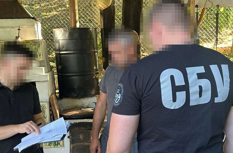 Law enforcement officers exposed eight more organizers of "schemes" for draft dodgers