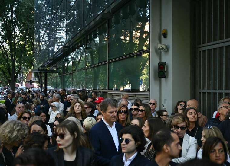 В Милане началось прощание с Джорджо Армани