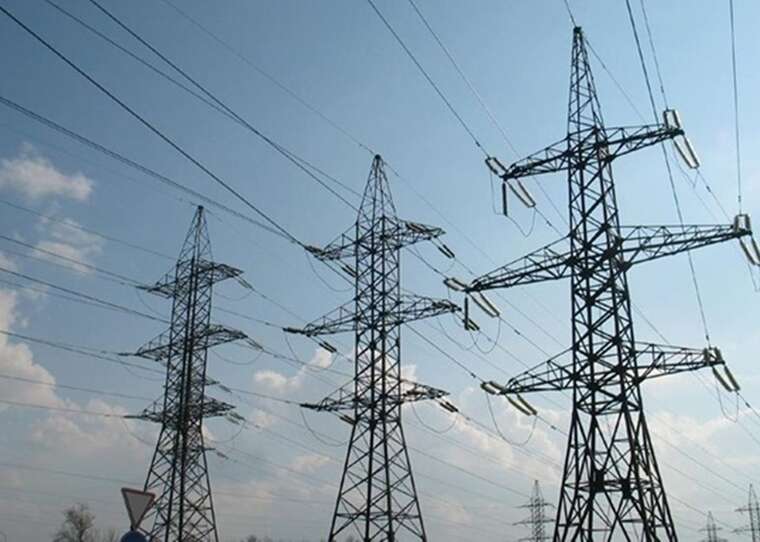 After the strike on the Kryukiv Bridge in Kremenchuk, internet and electricity partially disappeared