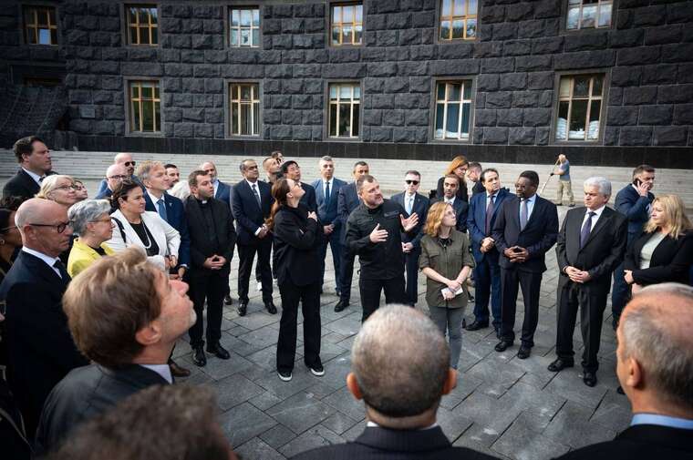 Svyrydenko, along with ministers, showed the heads of diplomatic missions the floors of the Cabinet of Ministers building damaged by a Russian attack