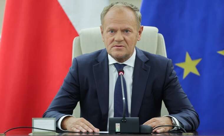 Туск: На территорию Польши залетели 19 дронов РФ, сбили меньше четверти