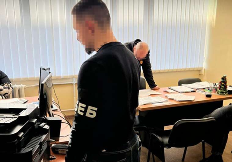 Deputy Head of the Volyn BES, Zhuravlyov, lives on million-dollar "gifts" from his father