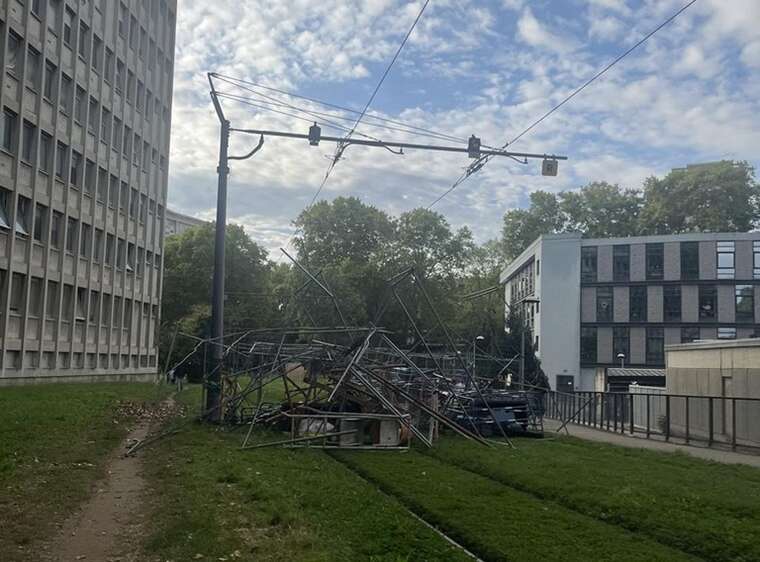 Демонстранти захопили Ліонський вокзал у Парижі