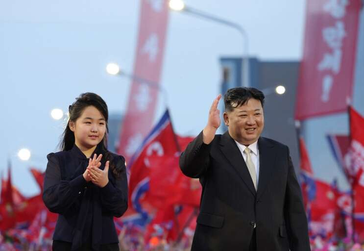 Дочь Ким Чен Ына укрепила свой статус преемницы после визита в Китай