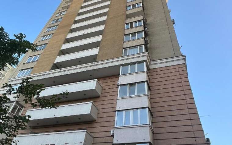 У Києві поліція розслідує вбивство жінки та її 14-річної доньки