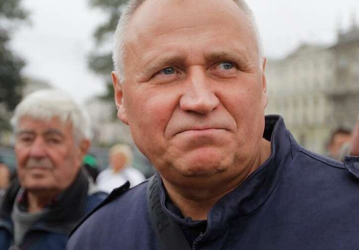 Бывший политзаключённый Николай Статкевич исчез после освобождения Лукашенко