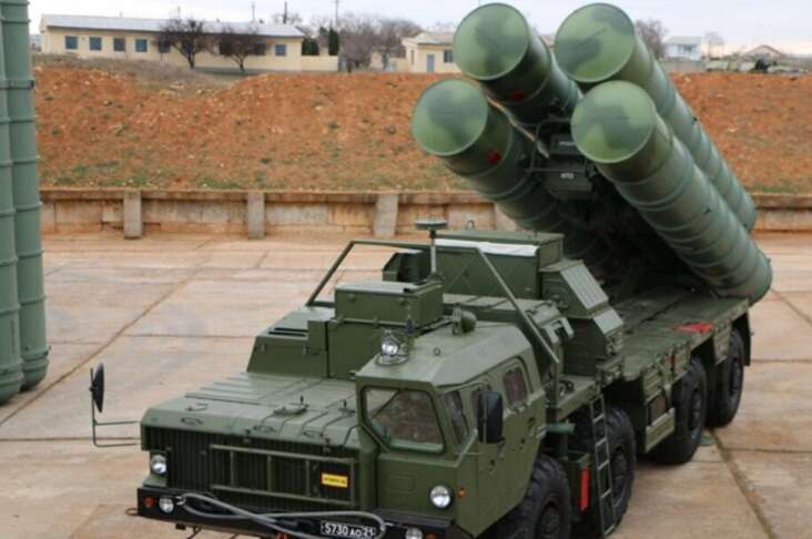 В окупованому Криму виявили новий російський комплекс ППО з установками С-300 та С-400