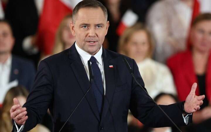 Після вторгнення російських дронів президент Польщі їде до Берліна та Парижа