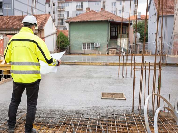 СЗРУ: Російські забудовники на межі банкрутства через падіння продажів та високі ставки