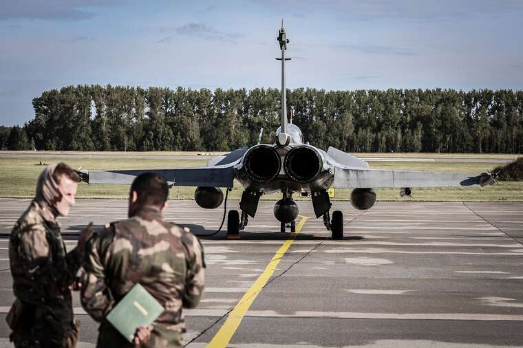 Британські винищувачі почали патрулювання неба Польщі після російських провокацій