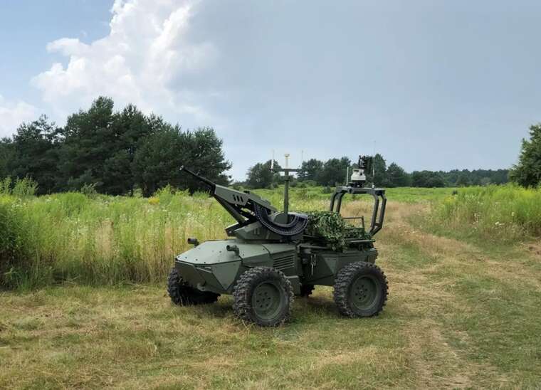 Українські військові активно використовують роботизовані бронемашини на фронті — The Independent