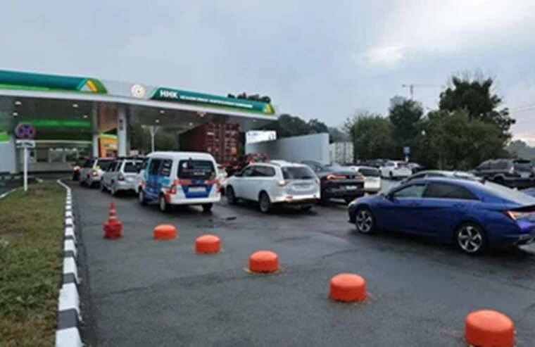 У Росії запровадили обмеження на продаж бензину через удари по НПЗ