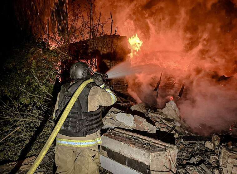 Дрони РФ влучили по підприємству на Харківщині: загинув чоловік