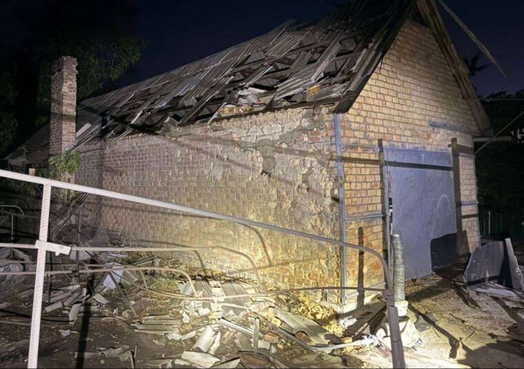 Russians attacked Nikopol region with drones: houses and infrastructure damaged