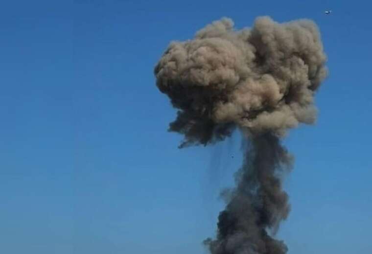 Explosions and fire reported in Chernihiv