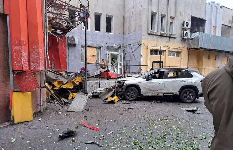 Дрон-камікадзе атакував автомобіль: Важко поранено "голову" окупаційної адміністрації Нової Каховки Леонтьєва