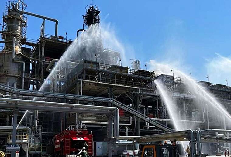 Ukrainian attacks are damaging Russian oil refineries, but the situation is not critical, says expert
