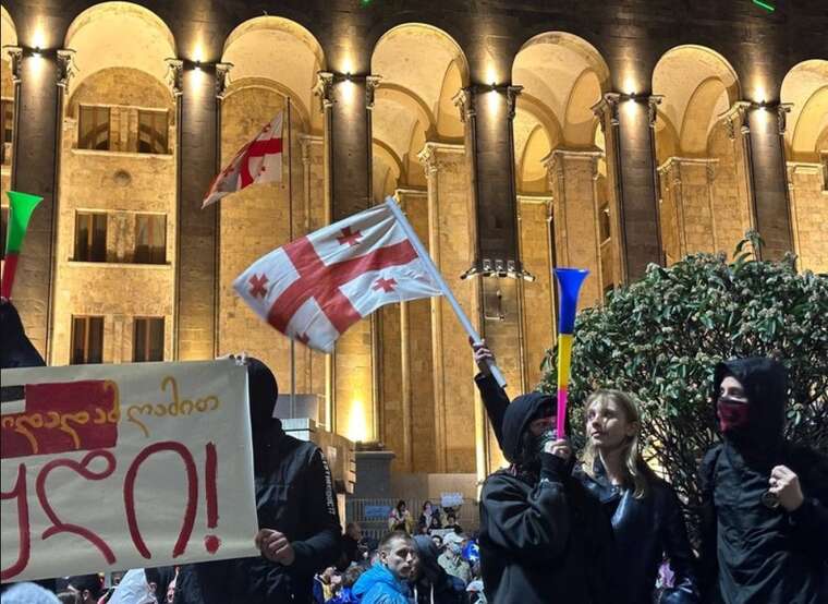 В день місцевих виборів у Грузії проходить масштабний протест проти влади