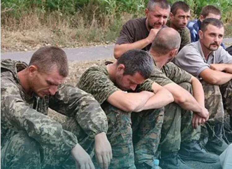 Конвеєр вироків: 45 українських військових повторно судять у РФ та "ДНР"