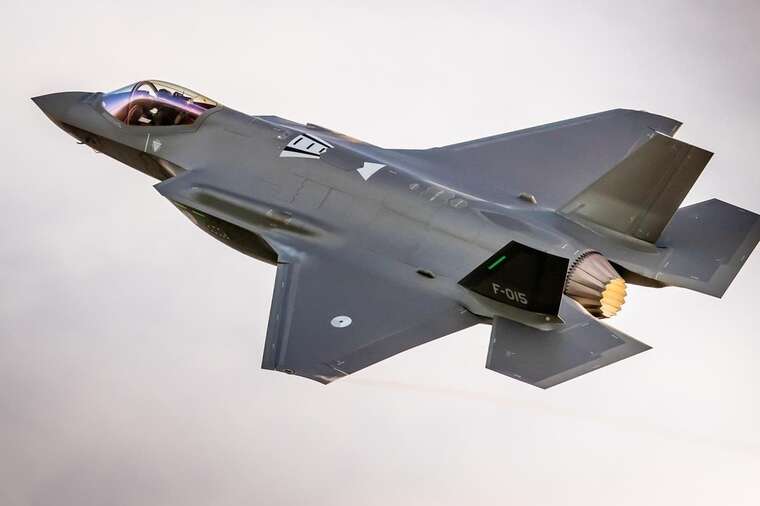    : F-35      