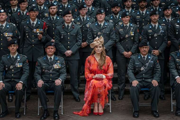 Принцеса Нідерландів стала першою жінкою в родині, яка пішла на військову службу