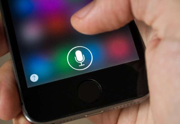 Apple      Siri  Politico