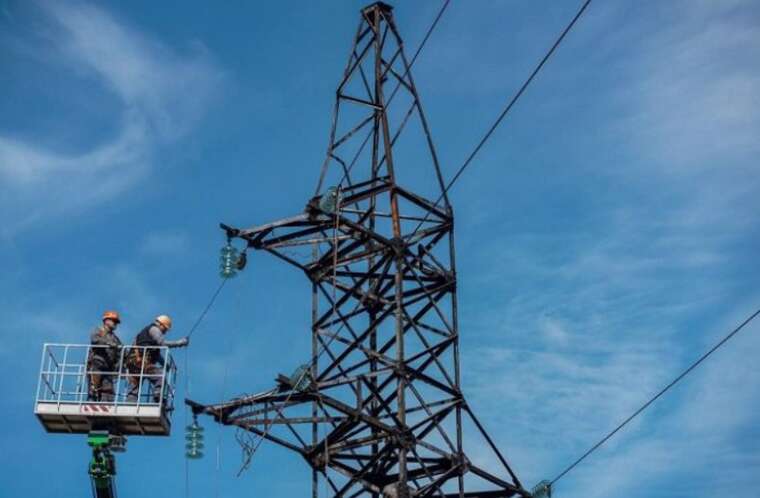 Міненерго: ворог знову вдарив по енергосистемах Харківщини, Чернігівщини та Сумщини