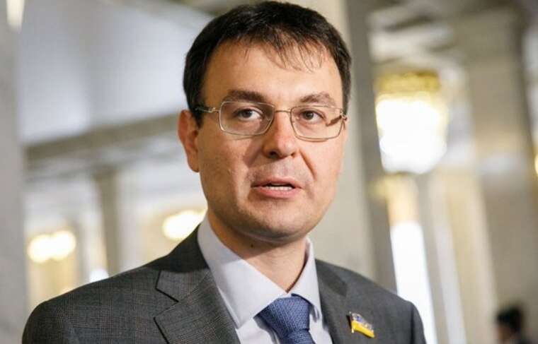 Гетманцев пропонує підвищити мінімальну пенсію в Україні до 4 700 гривень у 2026 році